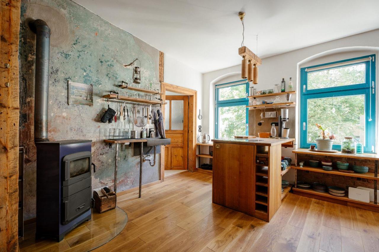 The Upholstery Tinyhouse Deluxe Eco Chalet Kreativ Citynah Хемніц Екстер'єр фото