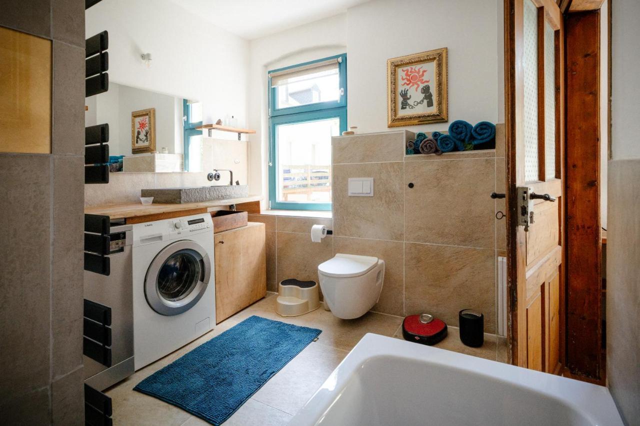 The Upholstery Tinyhouse Deluxe Eco Chalet Kreativ Citynah Хемніц Екстер'єр фото